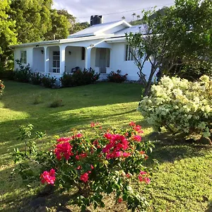 Romantic Holiday home Sauteurs